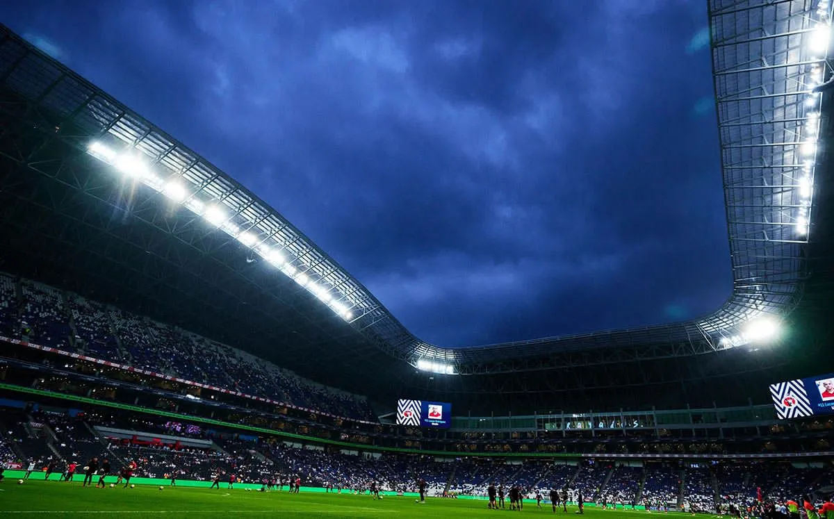 Apuñalamiento en el BBVA deja un muerto tras partido de leyendas en Monterrey