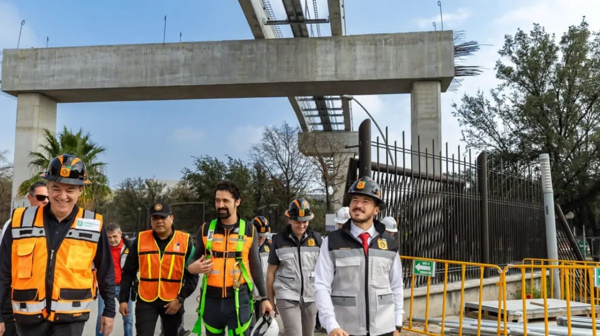 Cruces elevados del monorriel permitirán mantener el flujo vial en Nuevo León