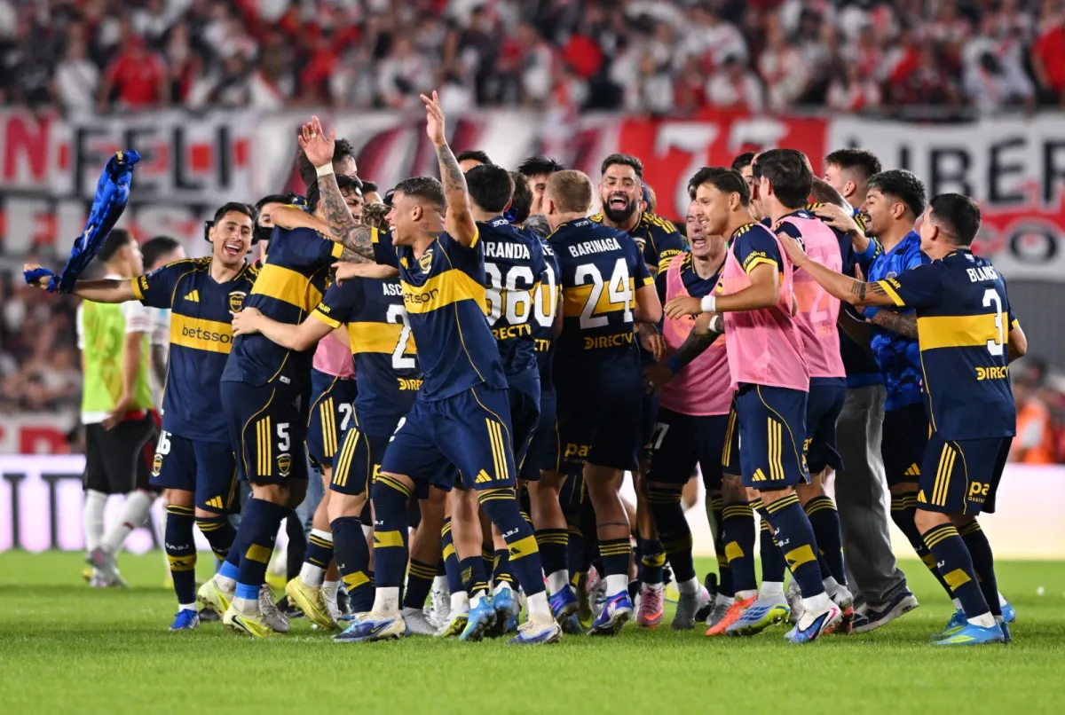 Con gol de Leandro Paredes, Boca Juniors se queda con el Superclásico de Argentina contra River Plate
