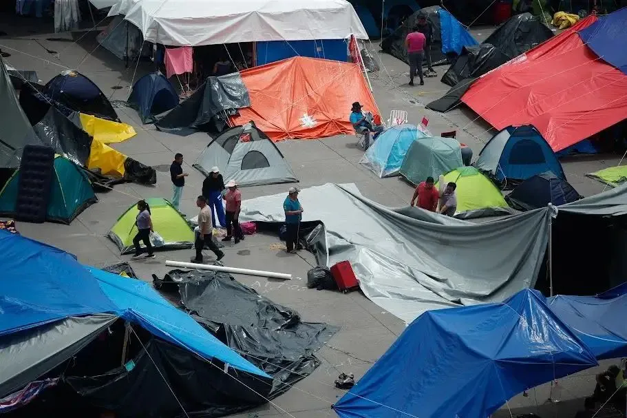 Sin fecha de salida: así resisten los maestros de la CNTE en el Zócalo