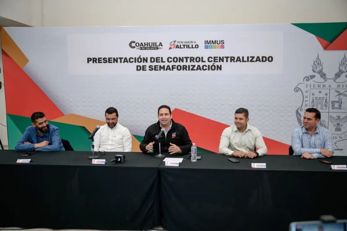 Reducen en Saltillo hasta 49% tiempos de traslado con nuevo sistema inteligente de semáforos