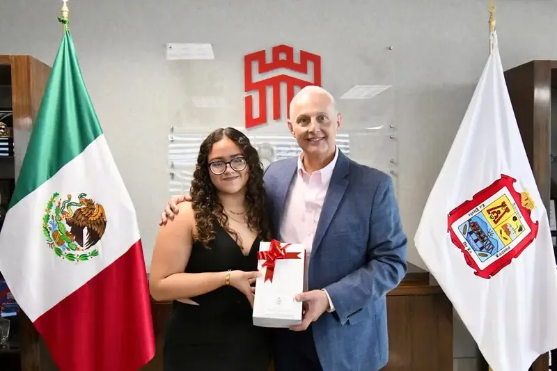 Cabildo Juvenil 2025 aprueba propuestas en favor del deporte y la tecnología en la educación