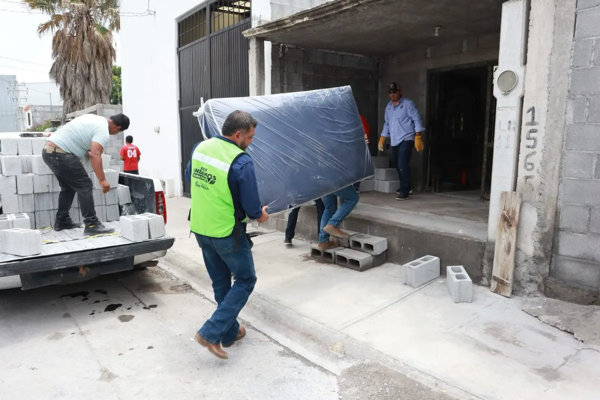 Gobierno de Saltillo entrega apoyos a familias afectadas por lluvias y refuerza acciones para prevenir inundaciones