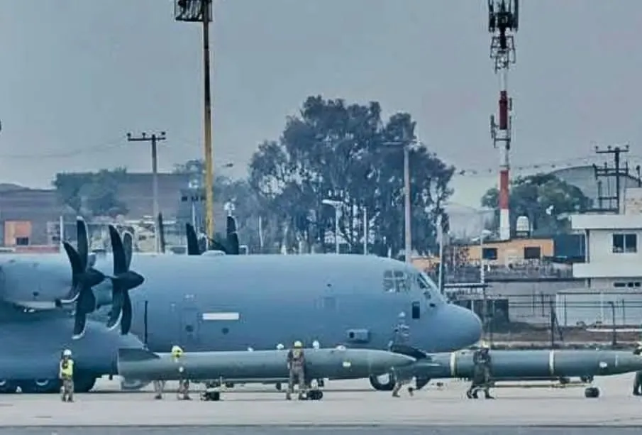 Avión militar de Estados Unidos aterriza en Toluca en medio de advertencias de Trump contra cárteles