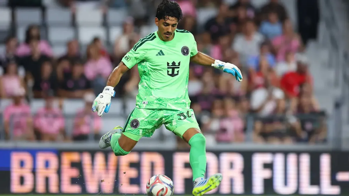 Portero del Inter Miami protagoniza insólito autogol tras fallar un despeje en la MLS