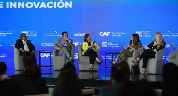 Escobedo se consolida como ejemplo global de innovación pública en foro internacional