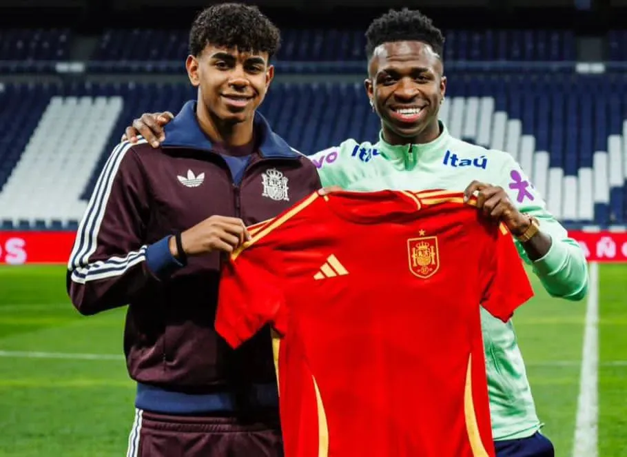 Vinícius respalda a Lamine Yamal y alza la voz contra la discriminación en el futbol
