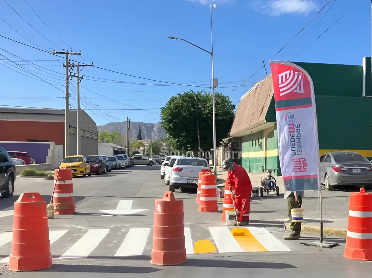 Cambio de sentido en la calle Heliotropos de Torreón Jardín este sábado