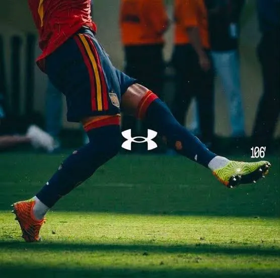 Under Armour lanza mensaje a Nike y Adidas tras el gol que dio el Mundial a España