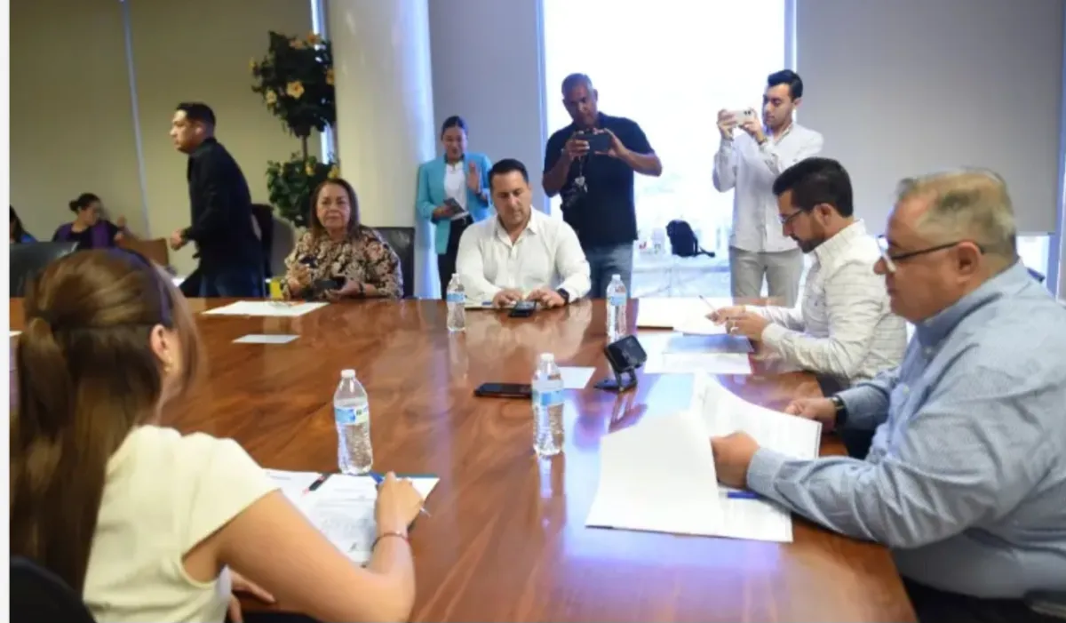 Torreón fortalece seguridad con apoyo económico a policías estatales comisionados