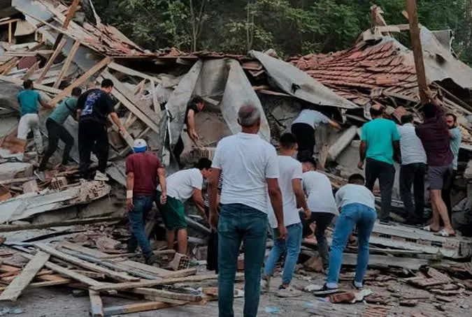 Sismo de magnitud 6.1 sacude el noroeste de Turquía