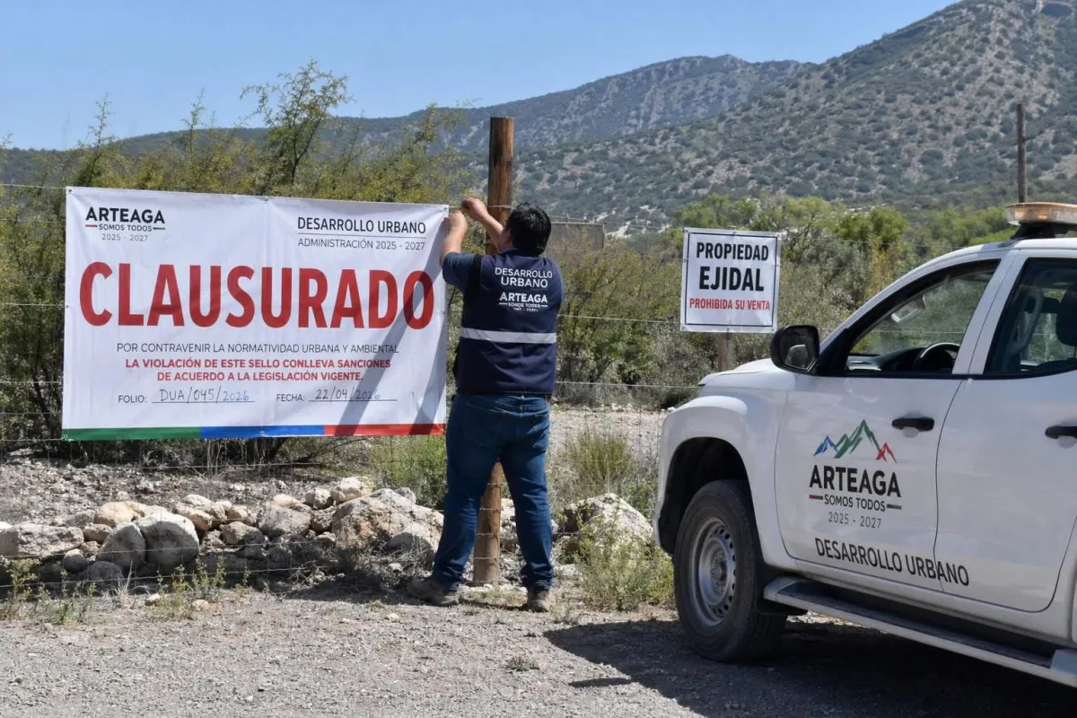 Clausuran terrenos en Sierra Hermosa por presuntas irregularidades en su comercialización