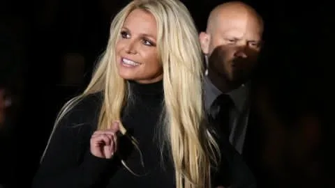 Britney Spears acepta cargo menor y evita prisión tras caso por conducir intoxicada