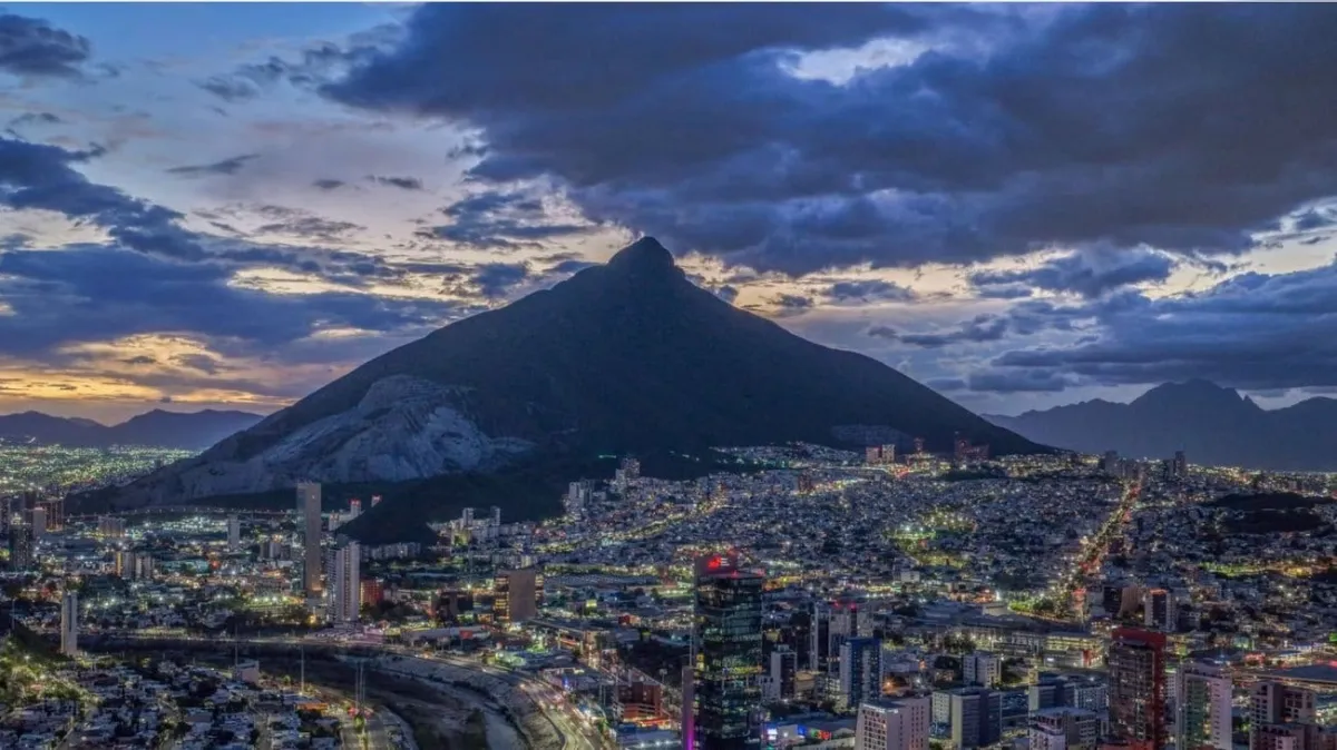 Lucha vecinal por el Cerro de las Mitras llega al Congreso de la Unión