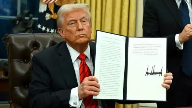 Estados Unidos confirma aranceles para México y Canadá a partir del martes