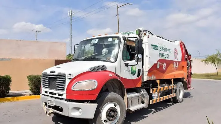 Torreón renueva servicio de limpieza con nuevos camiones