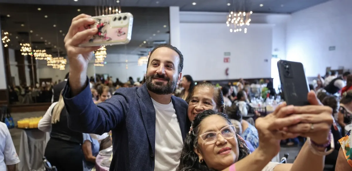 Reconocen a madres de Centros Comunitarios de San Pedro por su contribución a las familias y la comunidad