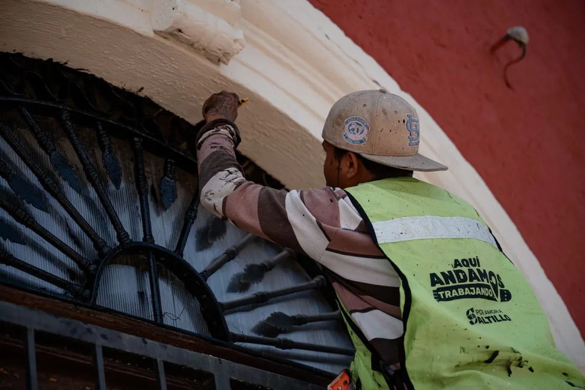 Embellecen Distrito Centro Saltillo: fachadas de calle General Cepeda al 45% de avance