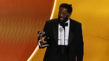 Kendrick Lamar hace historia en los Grammy y se consagra como el rapero más premiado
