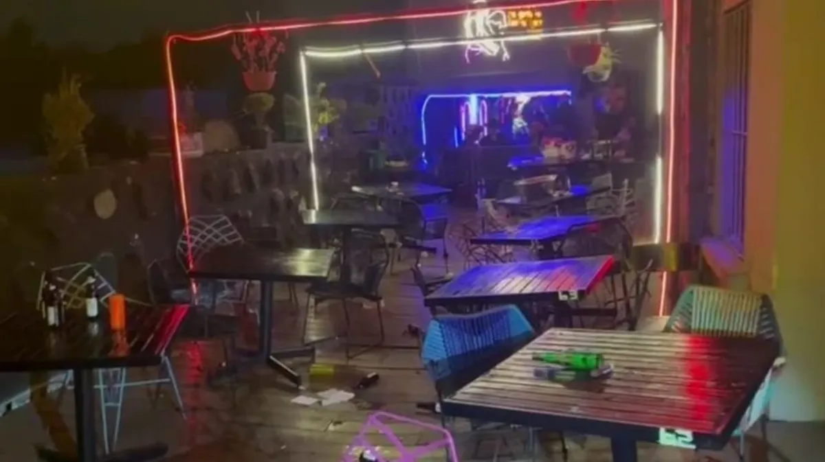 Colapso parcial en antro de Barrio Antiguo desata susto en plena noche de Halloween