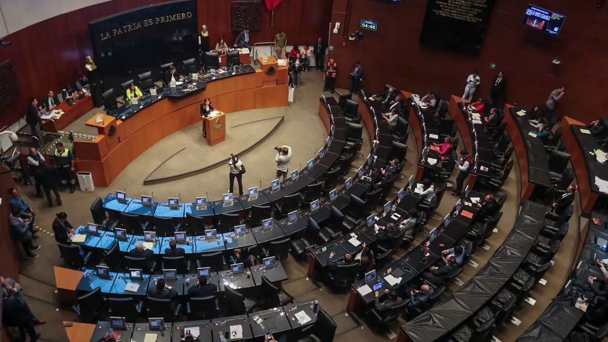 Senado avanza en la reforma a la Ley de Amparo