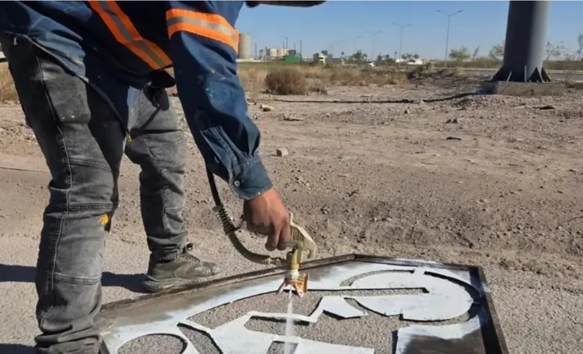 Refuerzan seguridad vial con rehabilitación de ciclovía en bulevar Senderos