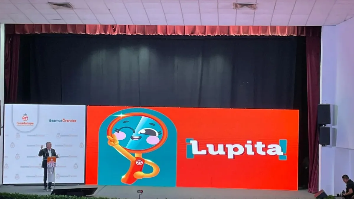 Guadalupe lanza chatbot “Lupita” para agilizar reportes de baches y servicios públicos