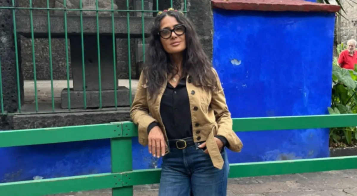 Salma Hayek visita de sorpresa la Casa Azul y deja un mensaje para Frida Kahlo