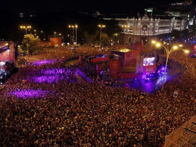 Dos millones de aficionados celebran en Madrid el segundo título mundial de España