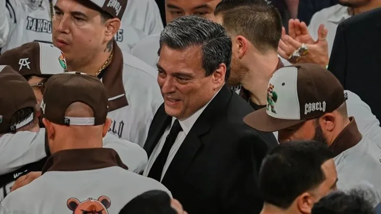 Mauricio Sulaimán denuncia intento de veto en la pelea ‘Canelo’-Crawford