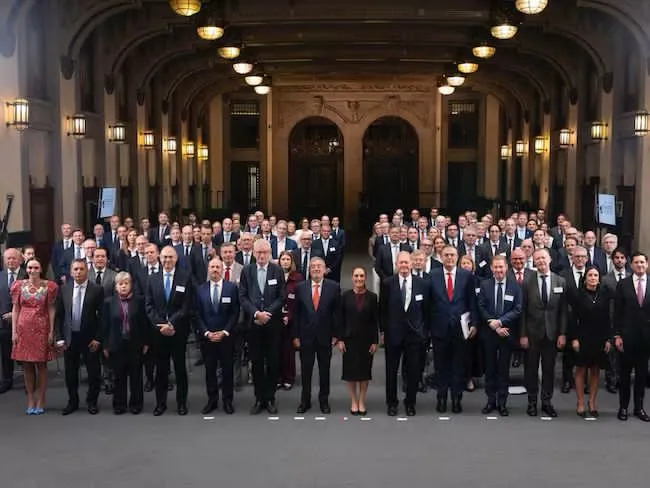 Sheinbaum se reúne con líderes de empresas nórdicas para impulsar inversiones en México
