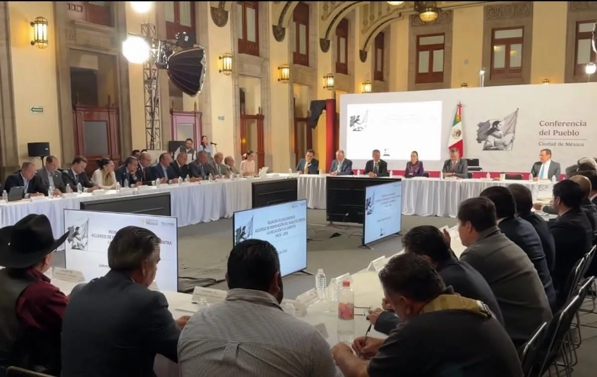 Gobierno y sector privado acuerdan mantener precio de tortilla y canasta básica
