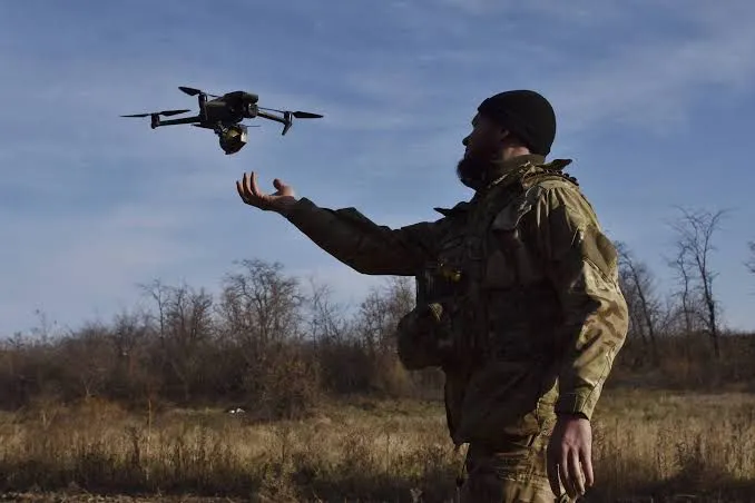 Drones ucranianos provocan más de 200 cierres de aeropuertos en Rusia en lo que va del año