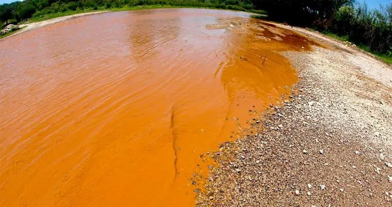 Nuevo León multa a Ternium con 80 millones por derrame químico en La Talaverna