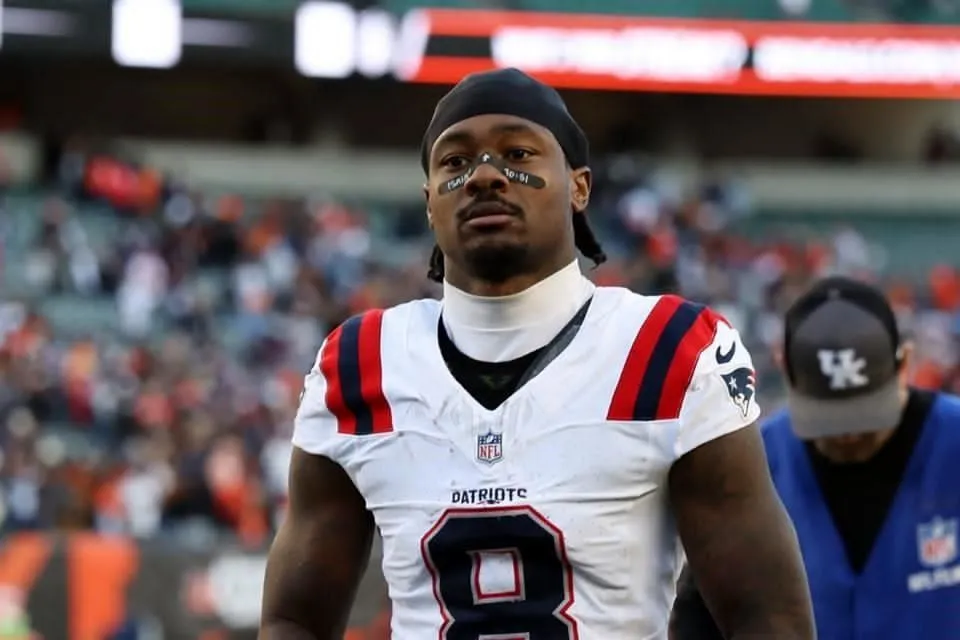 Stefon Diggs enfrenta cargos por estrangulamiento y niega las acusaciones