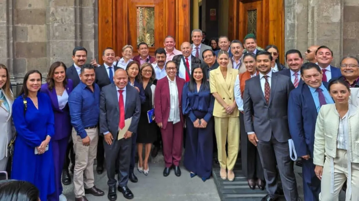 Alcaldes metropolitanos sostienen encuentro con Claudia Sheinbaum para gestionar apoyos y obras