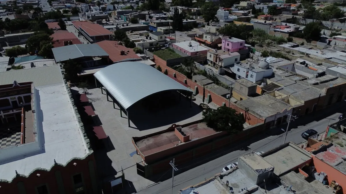 Más de 600 alumnos estrenan nueva techumbre en Saltillo