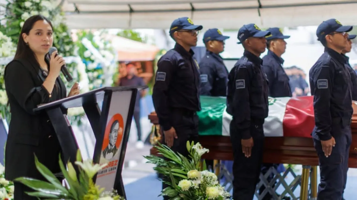 Juárez despide con honores a policía caído en cumplimiento de su deber
