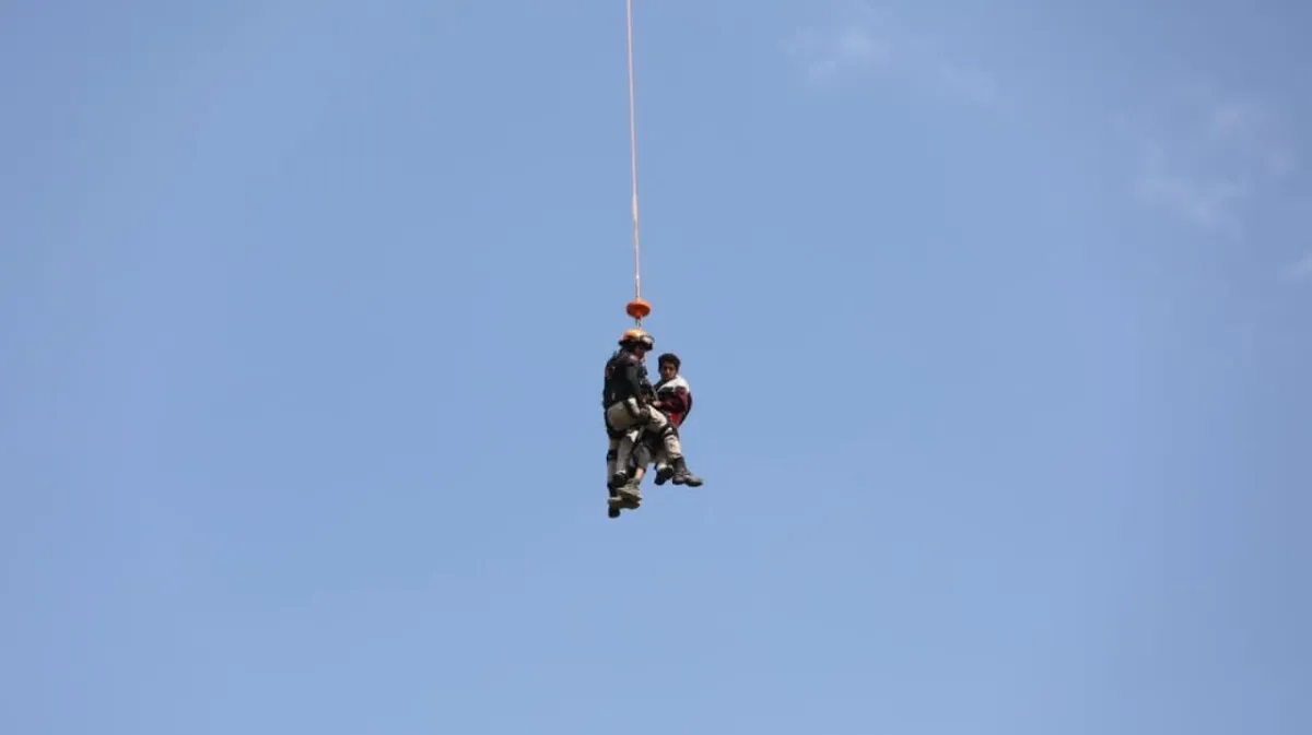 Rescatan a joven atrapado en el Pico Sur del Cerro de la Silla