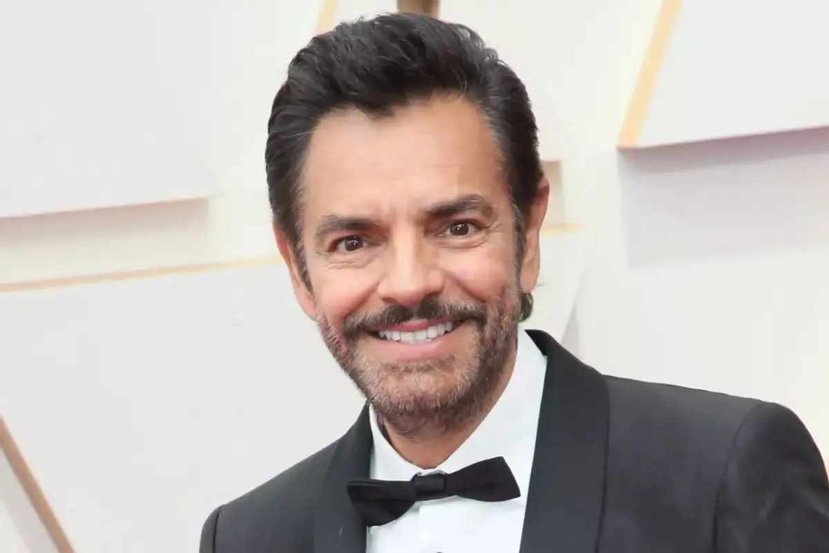 Derbez rompe el silencio tras la muerte de la madre de Aislinn y explica su ausencia en el funeral