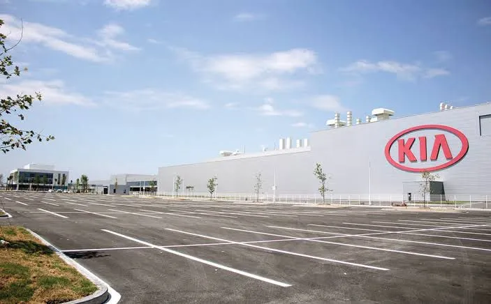 KIA refuerza su apuesta por México con inversión millonaria en Nuevo León