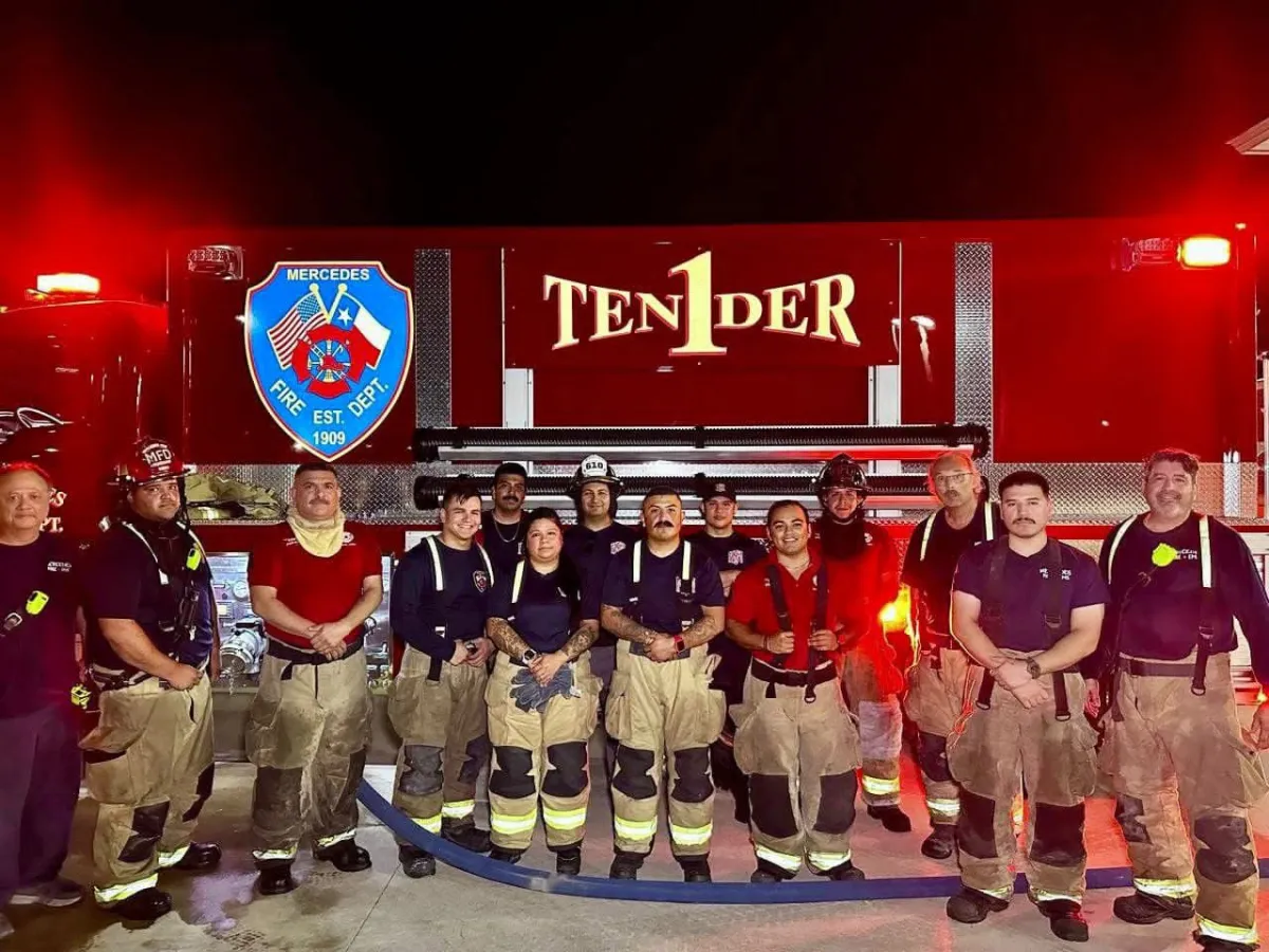 Bomberos de Ramos Arizpe concluyen capacitación especializada en Mercedes, Texas