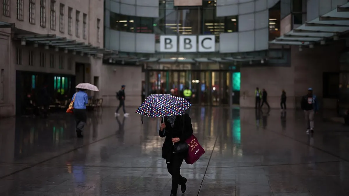 BBC ofrece disculpa a Trump antes de que venza su ultimátum por demanda millonaria