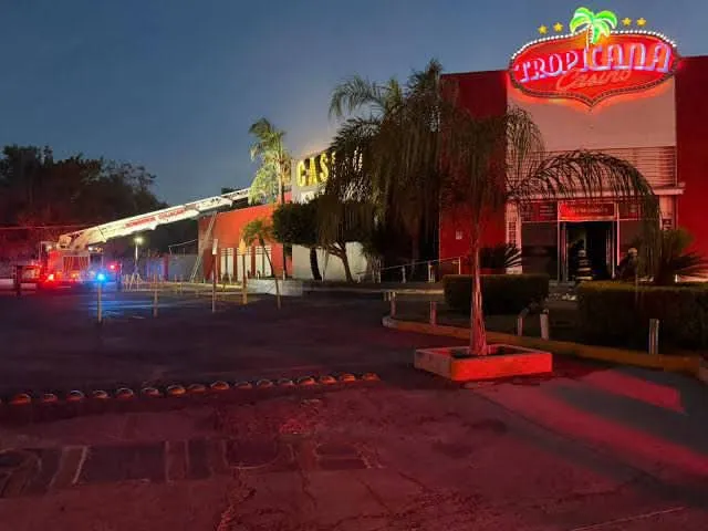 Explosión en Casino Tropicana de Culiacán deja una víctima y activa operativo federal en Tres Ríos