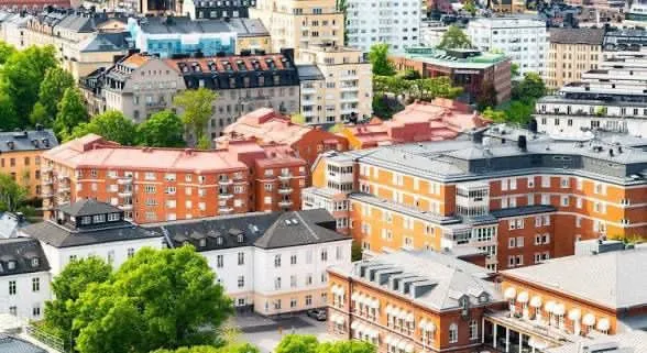 Suiza plantea restringir compra de vivienda a extranjeros ante presión en el mercado inmobiliario