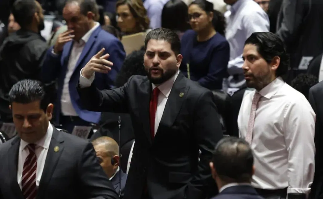 Escala tensión en San Lázaro: diputado de Morena encara a priista y desata polémica