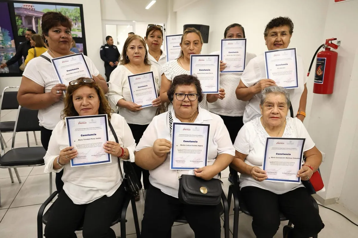 Saltillo entrega constancias a participantes del programa “Vecinos Mediadores” para fomentar la cultura de paz