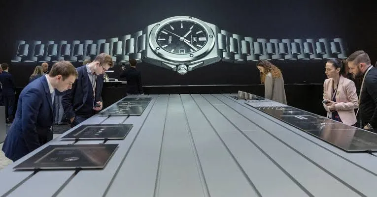 Relojes y chocolates suizos subirán de precio tras arancel del 39% impuesto por Estados Unidos
