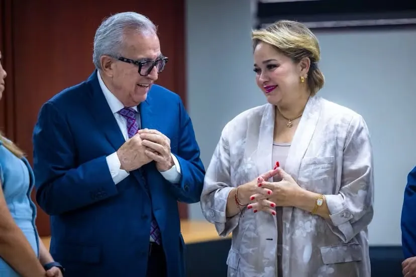 Hija de Rubén Rocha Moya deja la presidencia del DIF Sinaloa