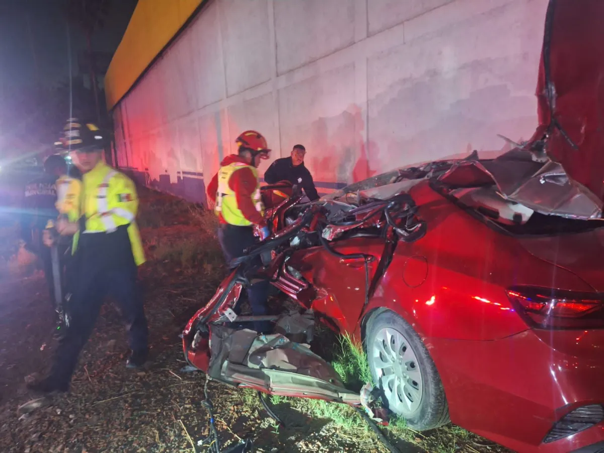Muere automovilista tras choque frontal en bulevar Miguel Ramos Arizpe